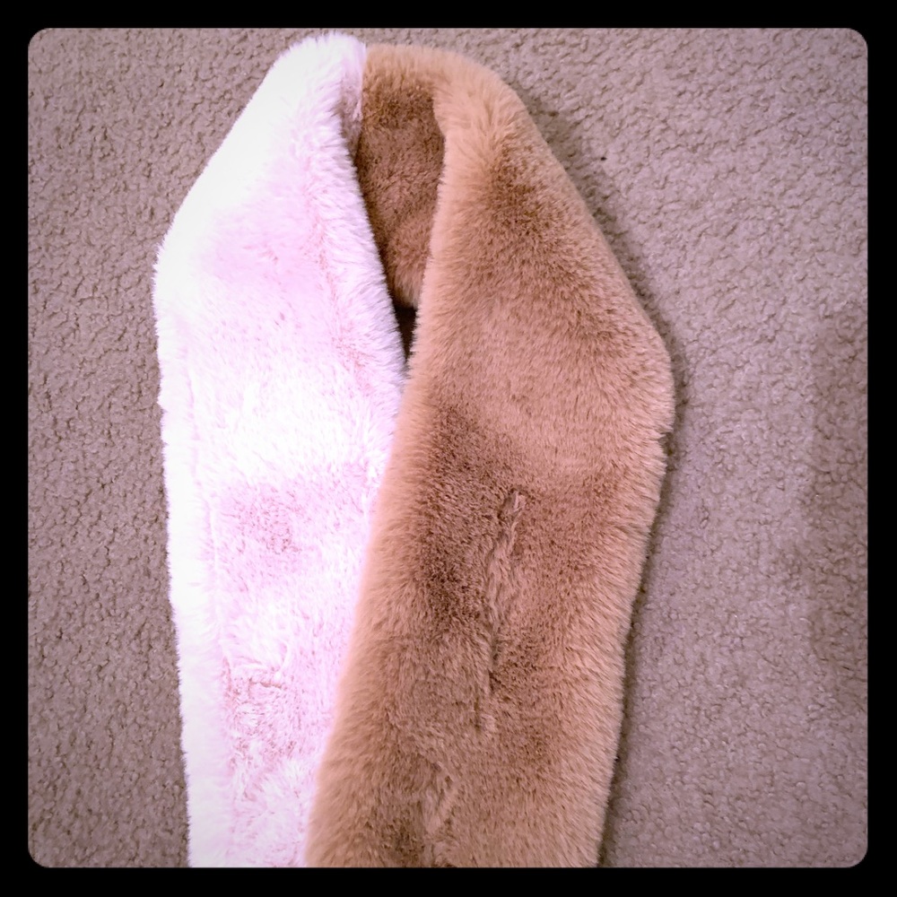 Faux fur scarf